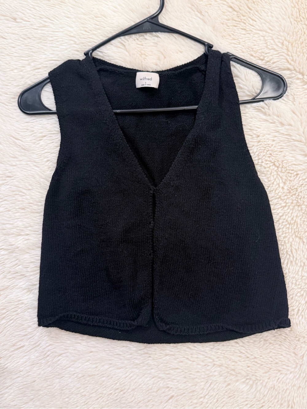 aritzia wilfred black tank